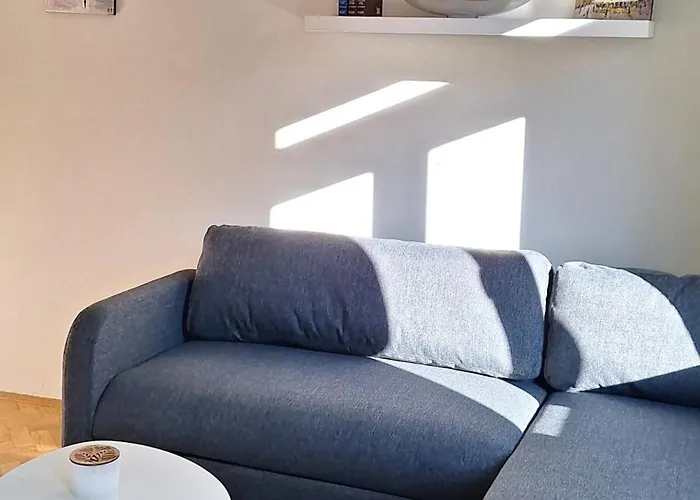 Lena\'S Apartman